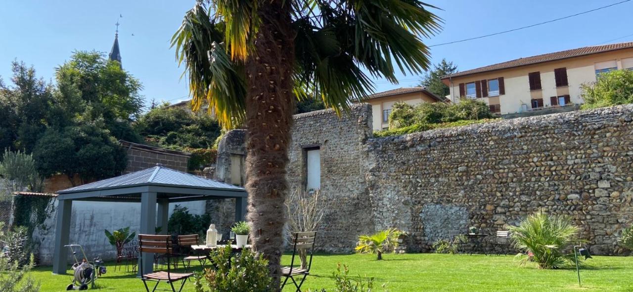 Le Charles IX Apartment Roussillon  Екстериор снимка