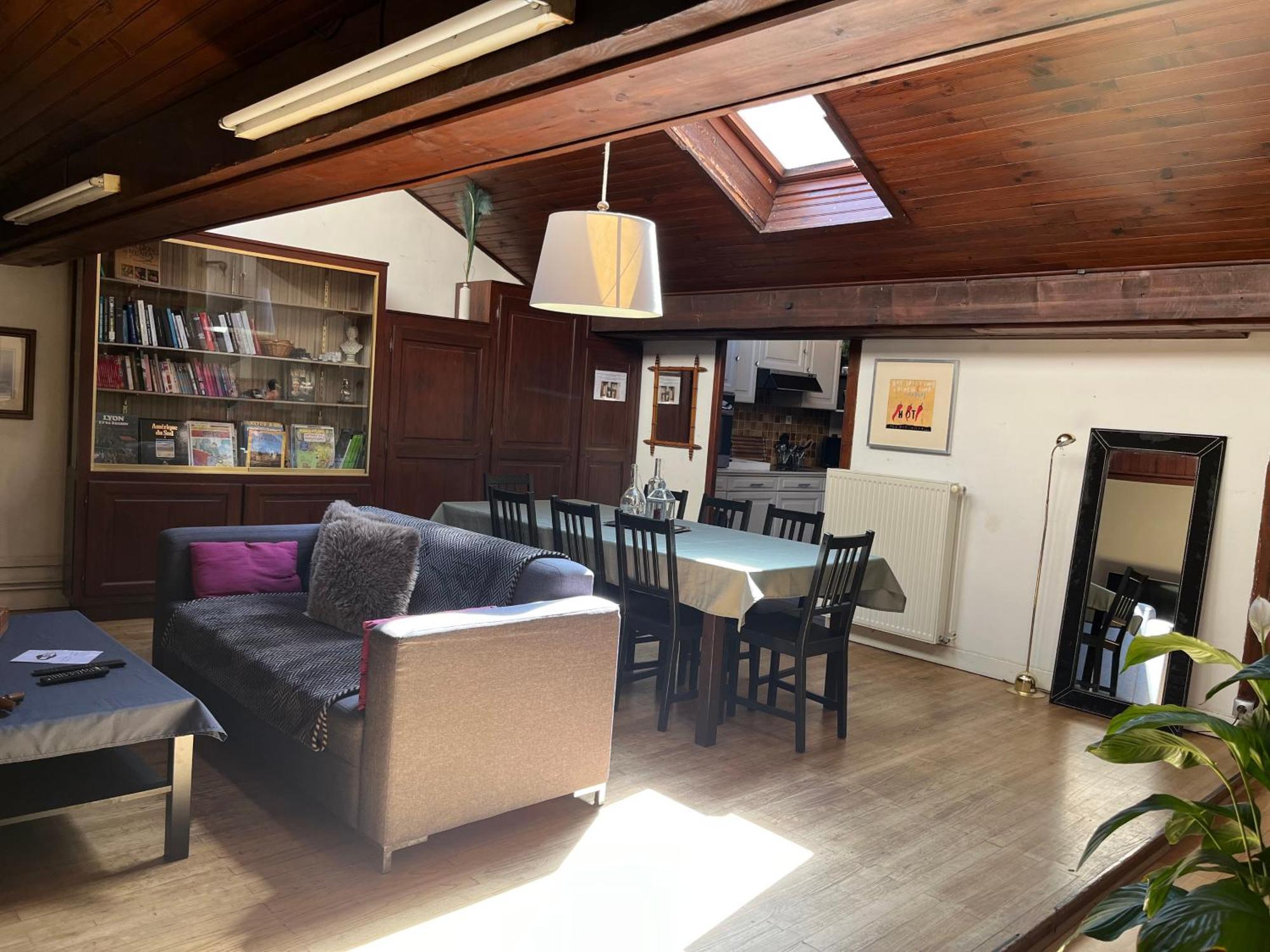 Le Charles IX Apartment Roussillon  Екстериор снимка
